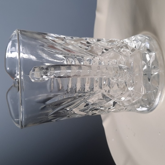 Vintage Anchor Hocking Pineapple Pattern Pressed Glass Creamer/Small Pitcher - Picture 4 of 8